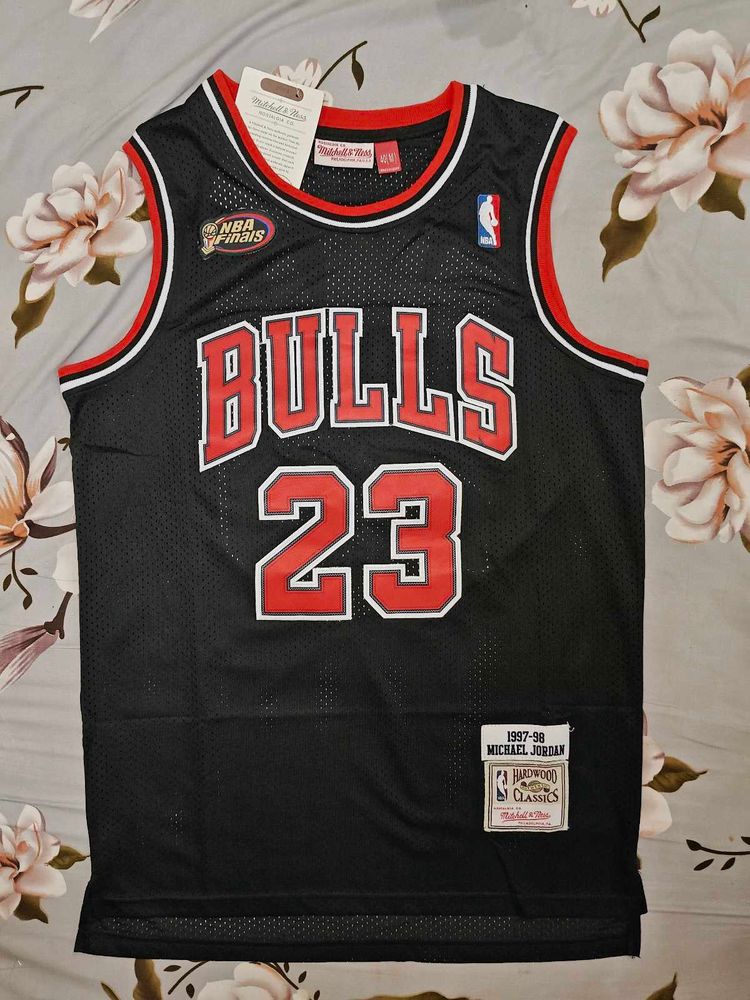 Chicago Bulls Michael Jordan Jersey M