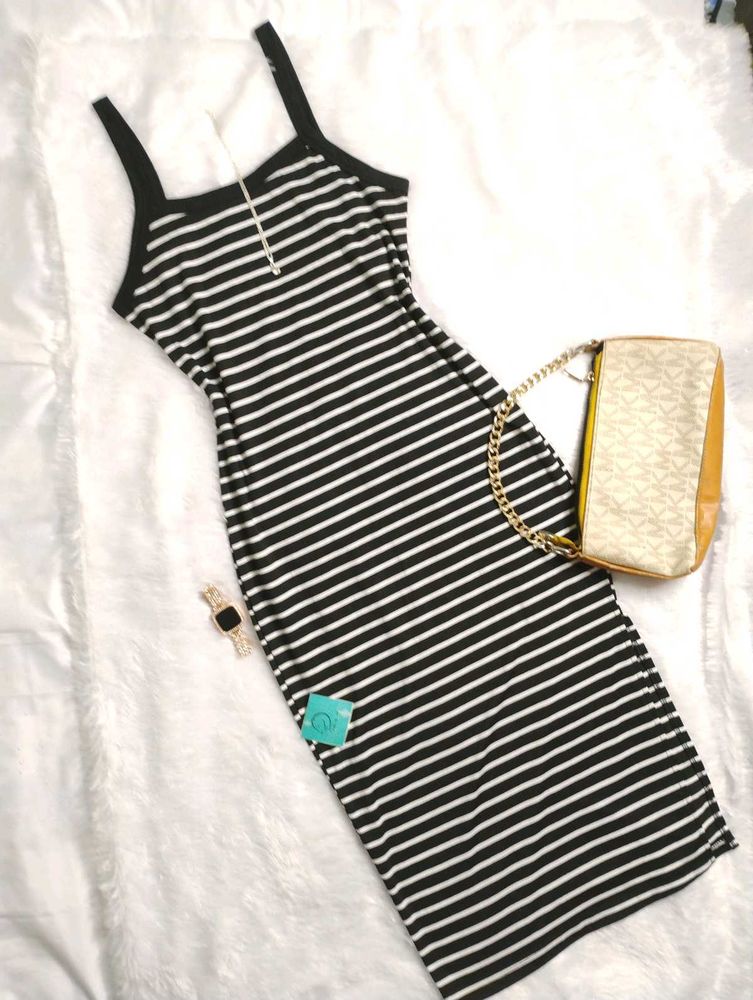 🥰Striped black Bodycon Dress 🥰