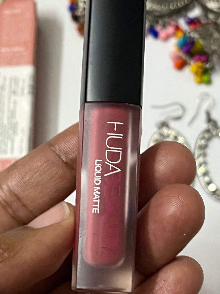 Authentic Huda Beauty Mini Iconic Lipstick, Earrin