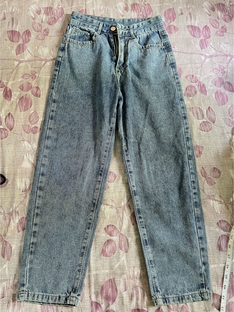 Mom Jeans