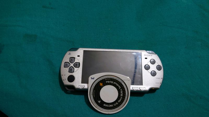 SONY PSP WITH UMD