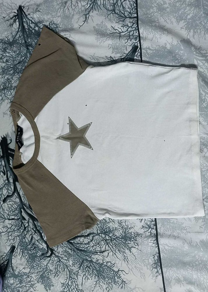 Star Graphic Tee