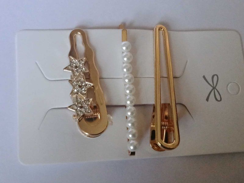 Hair Clip Sets - Gold &amp; Pearl Combo Of 2 Set