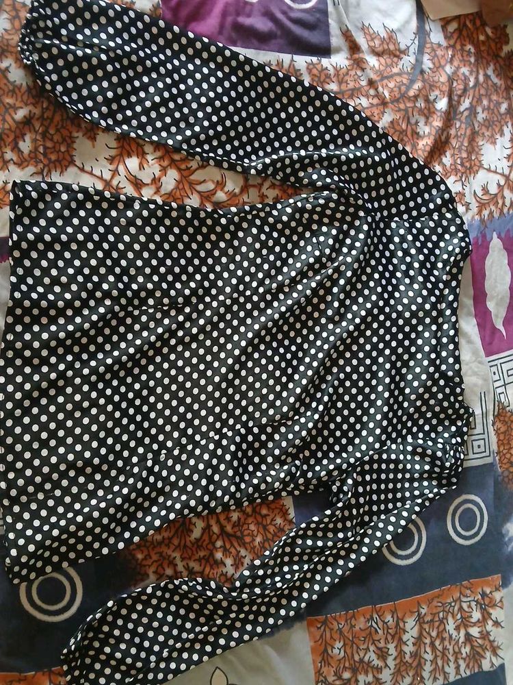 Polka Dot Long Sleeve Top 90s fashion