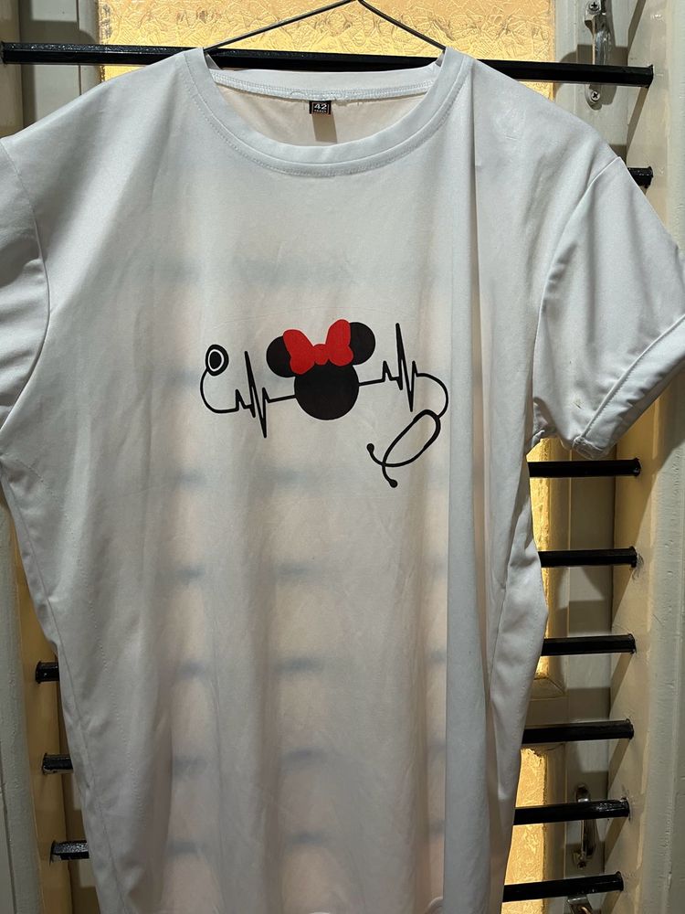 Cute Minnie Mouse T-Shirt