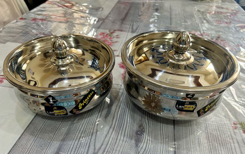 New Stainless Steel Serving/Storage Bowls (Setof2)