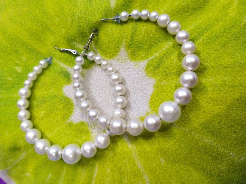 Pearl Design Hoop Earrings