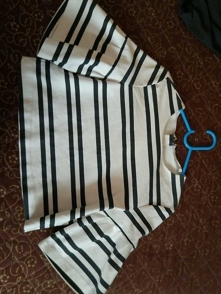 Bell Sleeve Top
