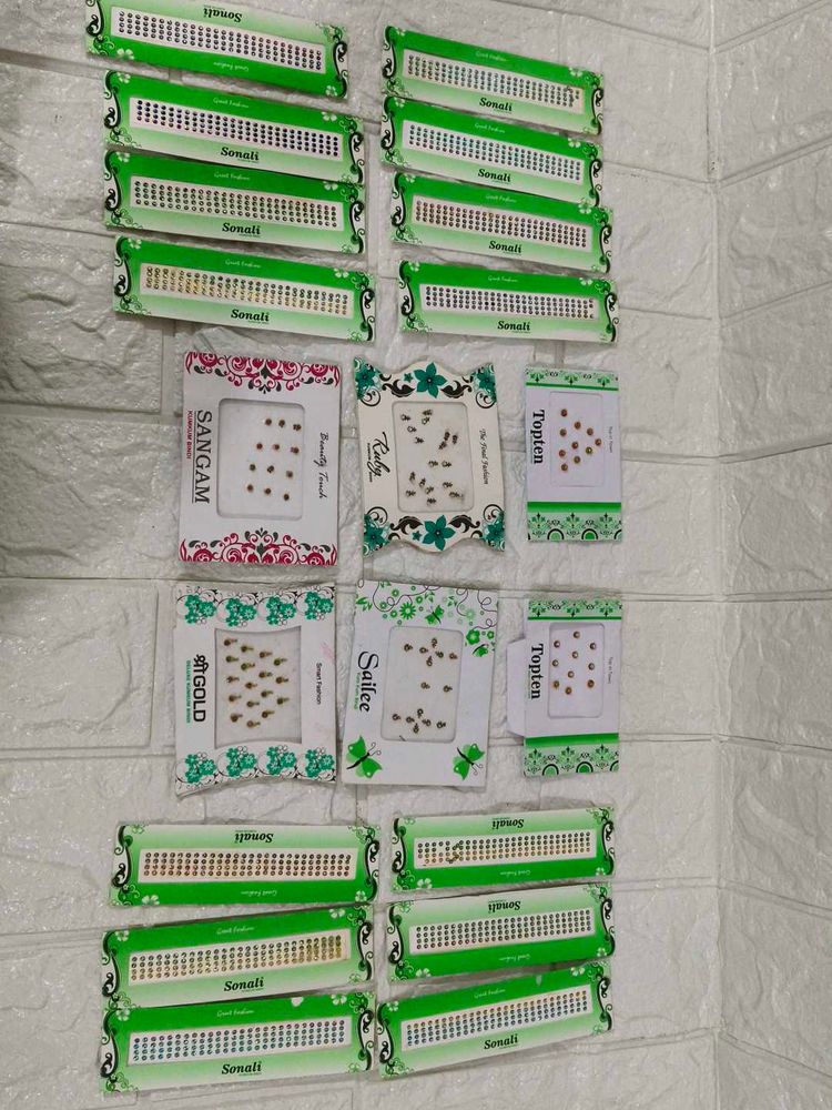 Pack Of 20 Bindi stickers