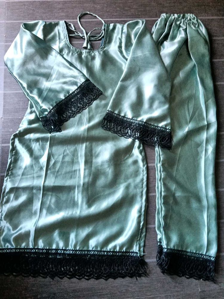 Stylish Salwar Kameez Suit Set