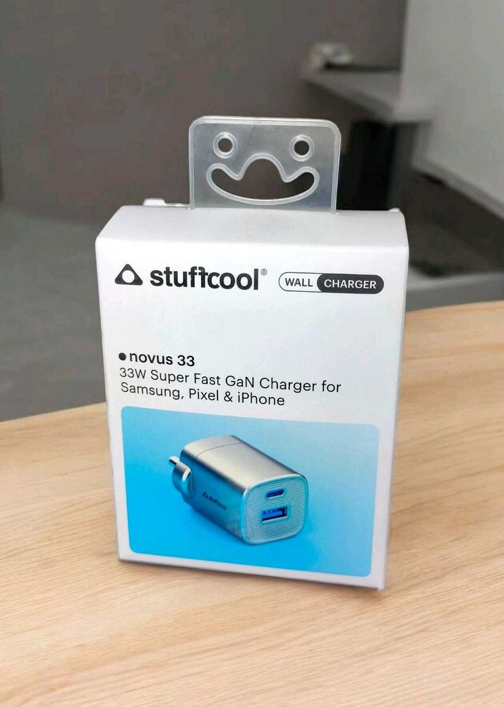 Stuffcool Novus 33W for Samsung, Pixel &amp; iphone