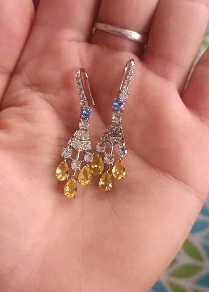 Beautiful Diamond 💎 Earrings😍✨️