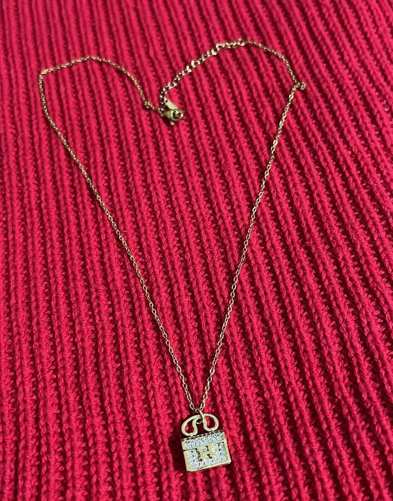 Lock Pendant Necklace