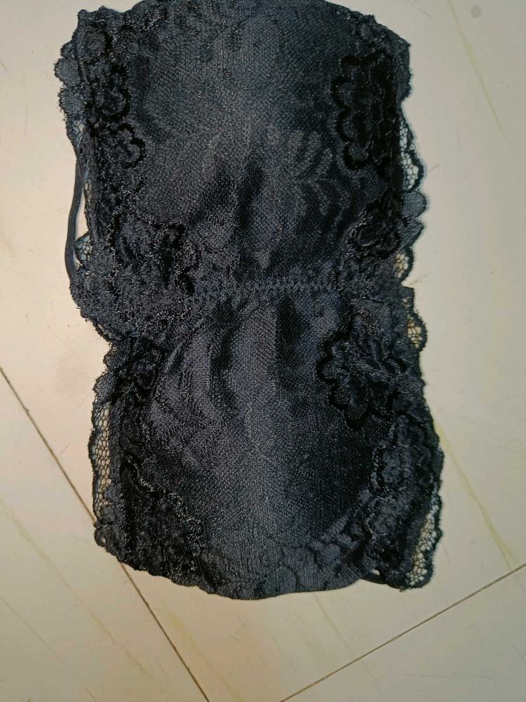 4 Nos Black Different Bra