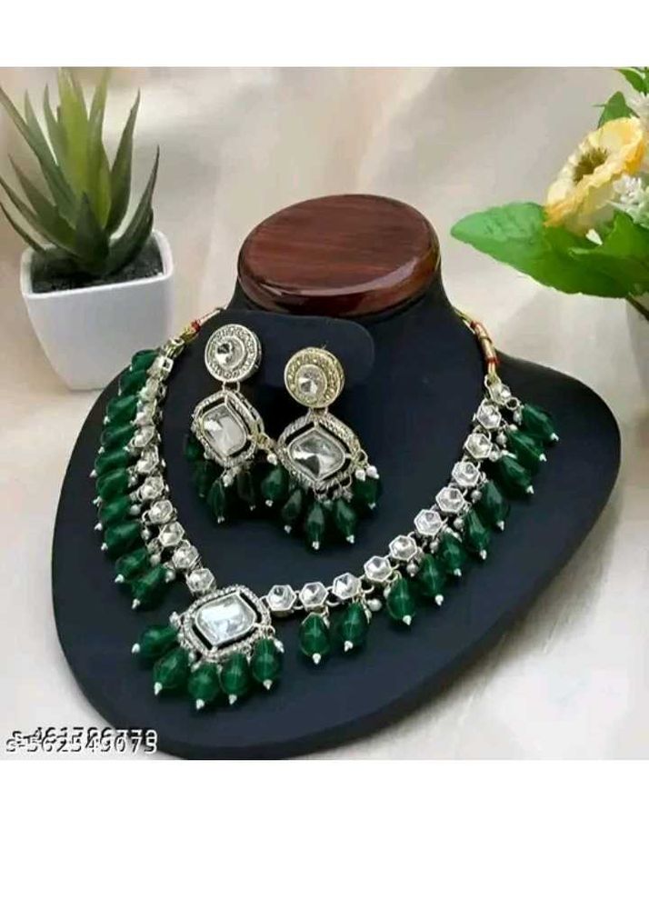 Emerald Green Jewelry Set