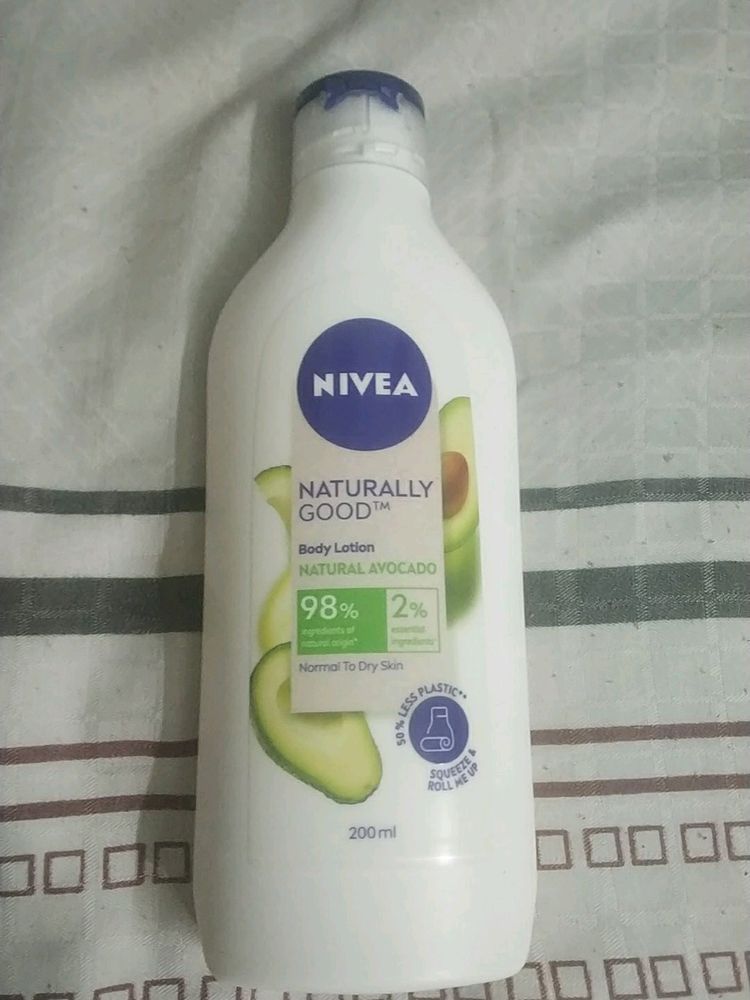 NIVEA BODY LOTION