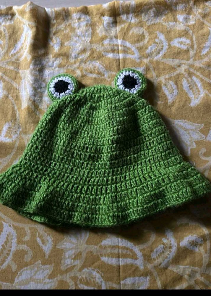 Crochet Froggy Bucket Hat