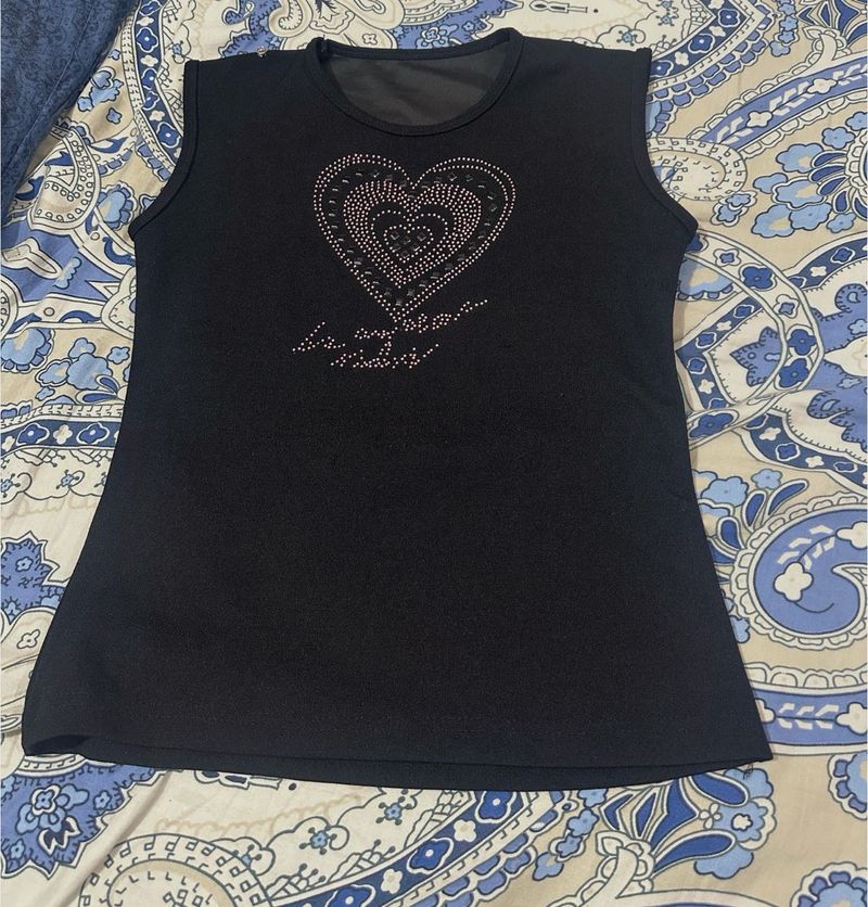 Black Sleeveless Top