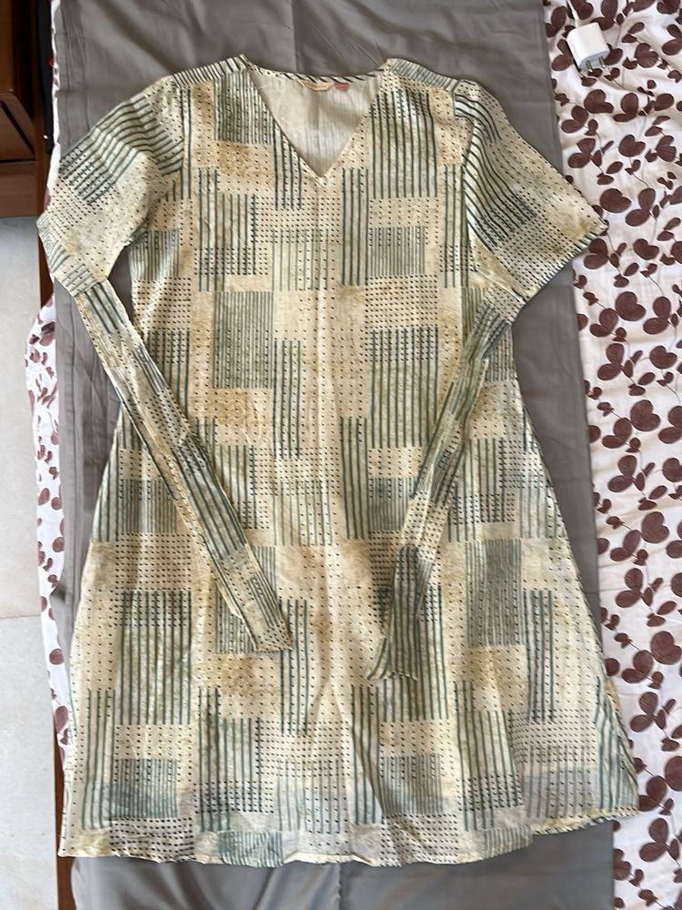 Patterned Pocket Dress