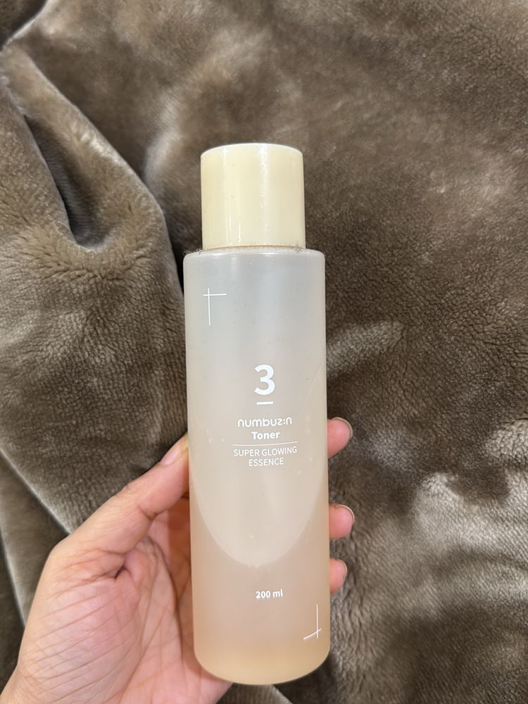 numbuzin No.3 Super Glowing Essence Toner