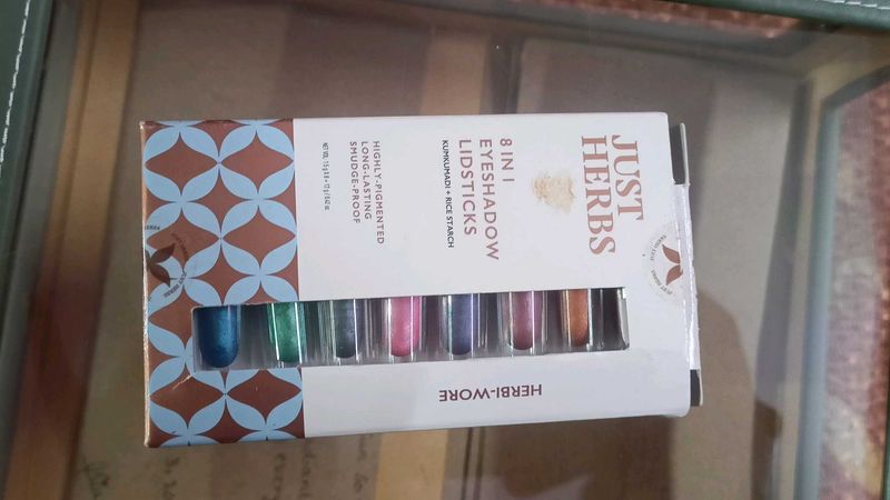 JUST HURBS 8 IN 1 EYESHADOW LIDSTICKS