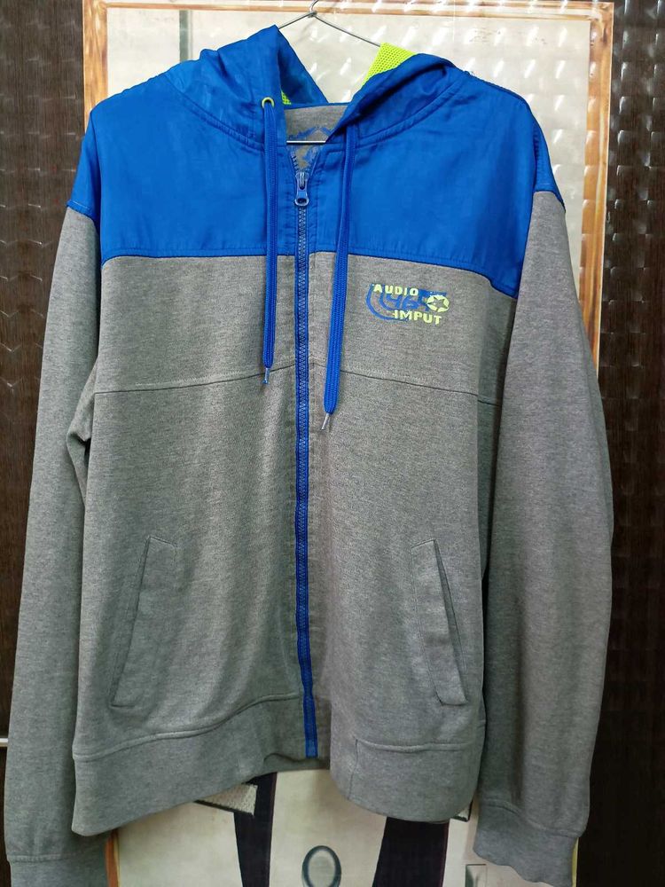 Audio Input Blue &amp; Grey Jacket