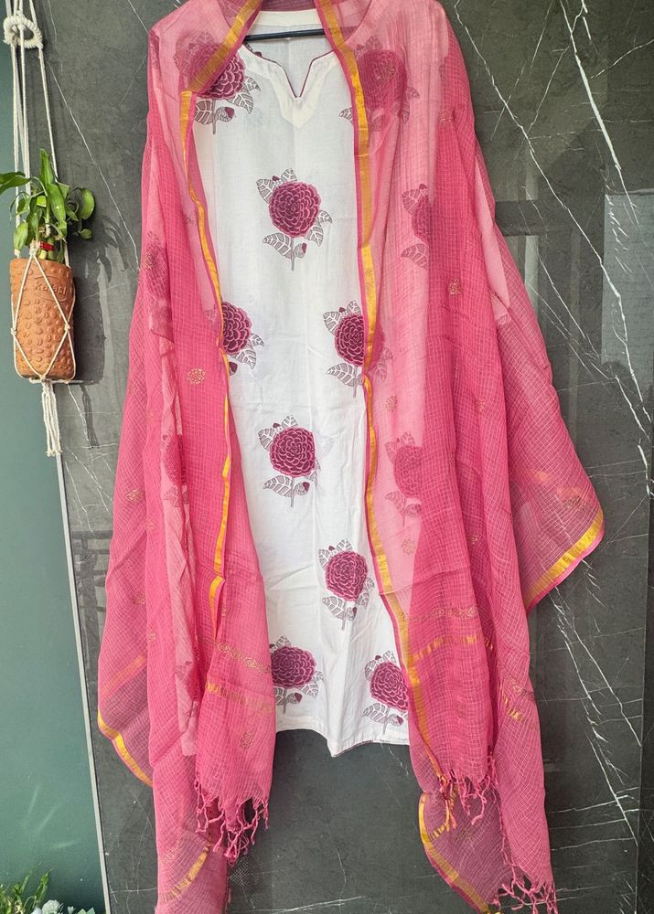 Floral Print  Suit With Dupatta