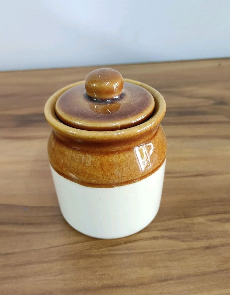 Ceramic Jar / Barni