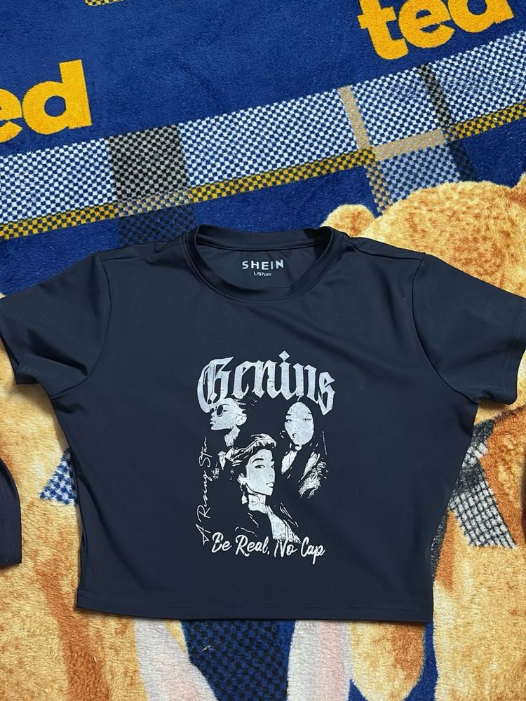 Graphic Print Crop Top