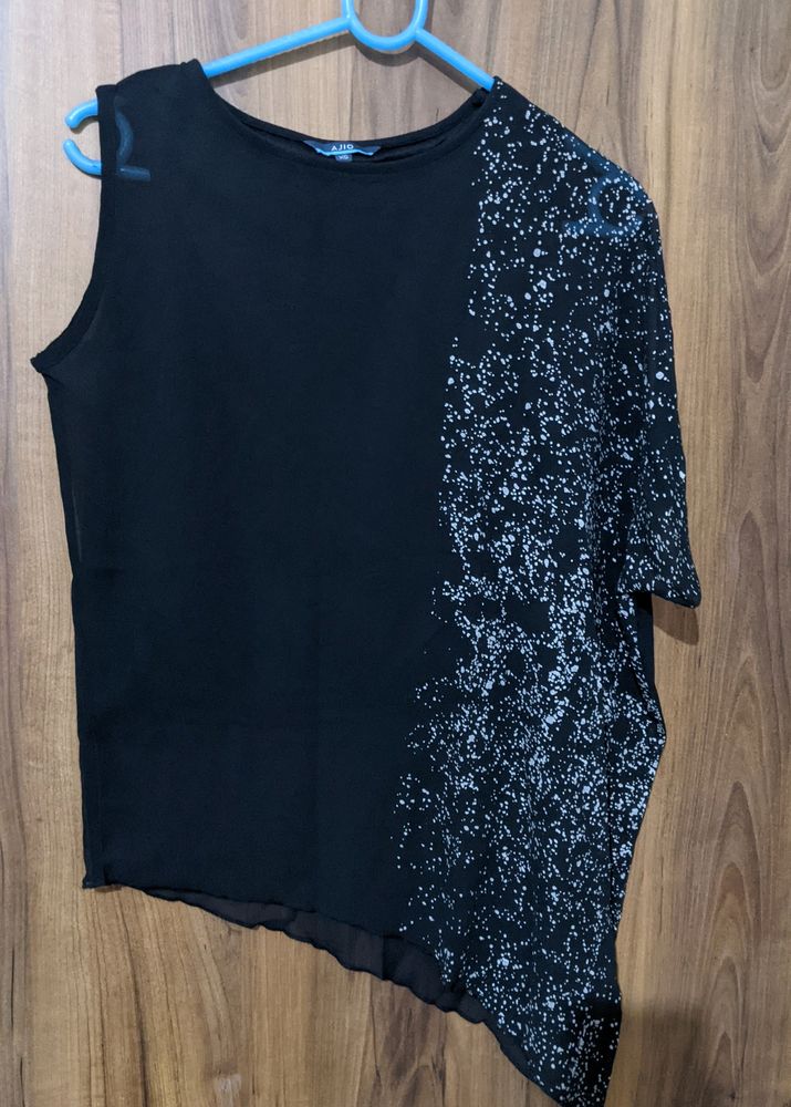 Black Top (One Side Sleeveless)