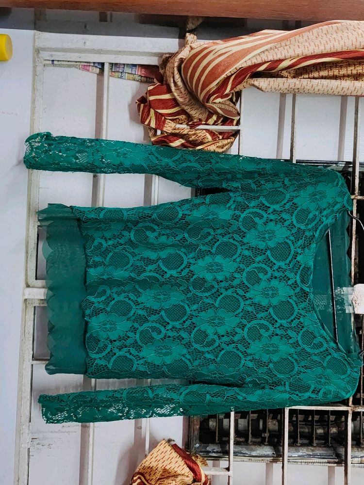 Dark Green Top In Mesh Pattern Style