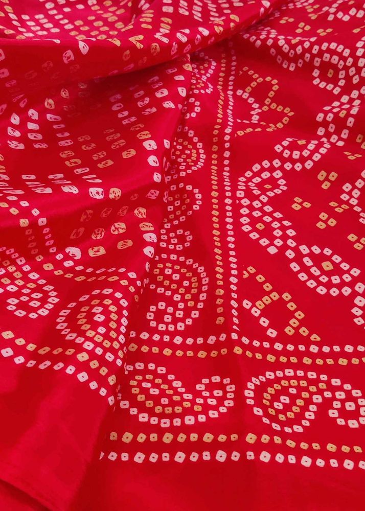 Bandhani Saree - Traditional Elegance