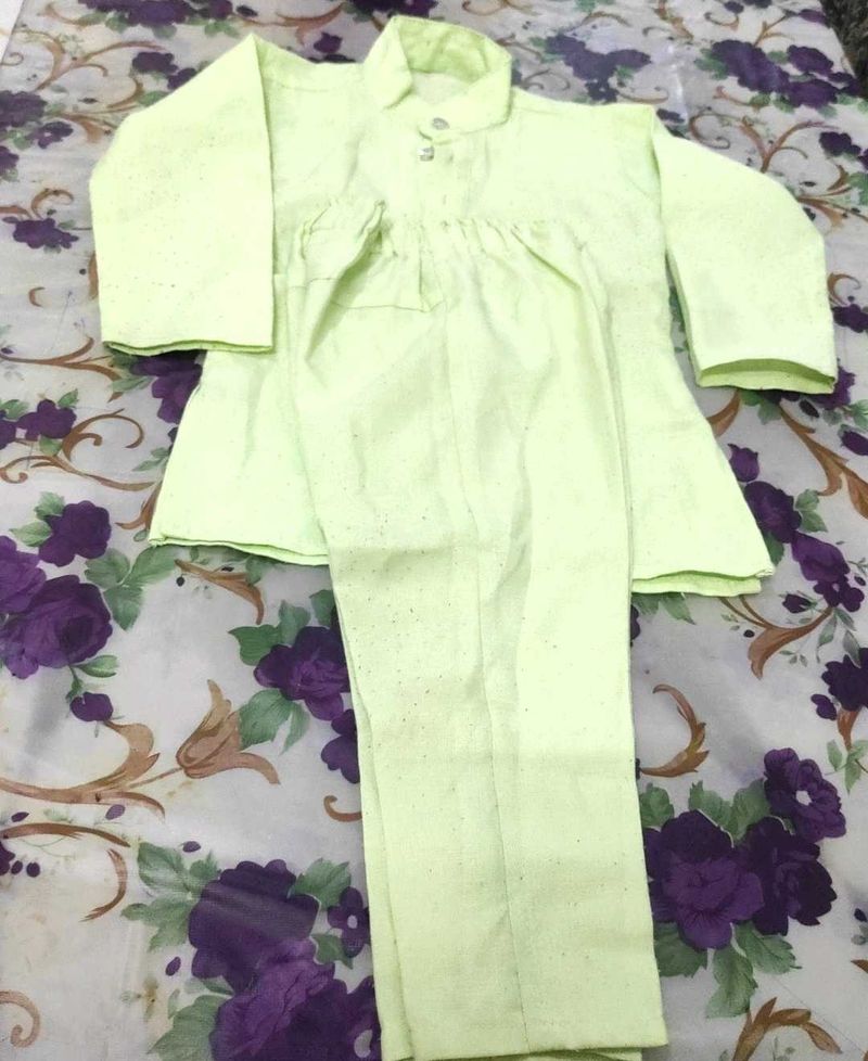 Kids Light Green Outfit
