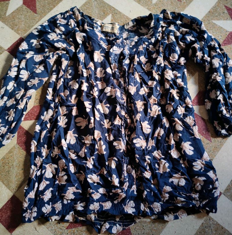 Women&#39;s Top
