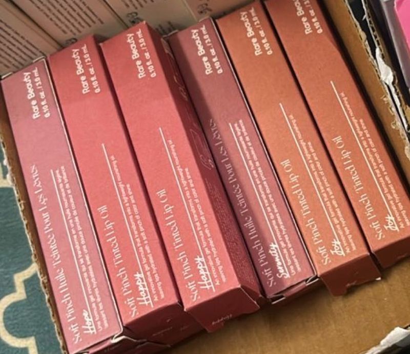 RARE BEAUTY LIPTINT