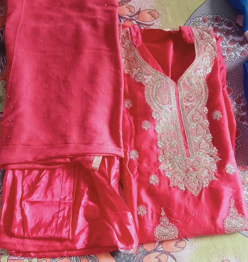 Heavy Back Nd Front Embroidery Stylish Suit