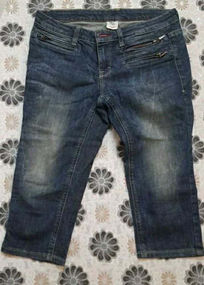 Vero moda Capri Jeans with Zipper Detail