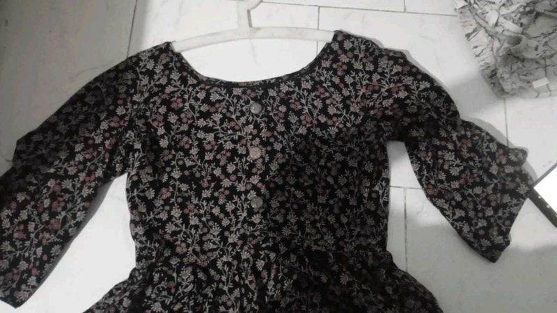 FLORAL MIDI DRESS