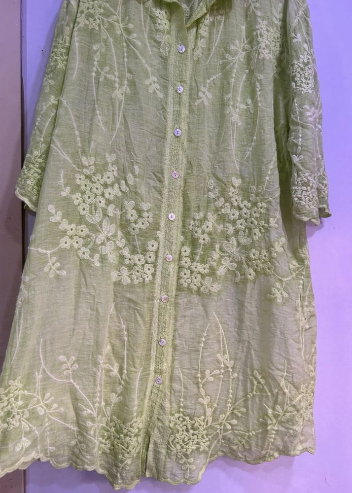 Green Floral Embroidered Kurta Top