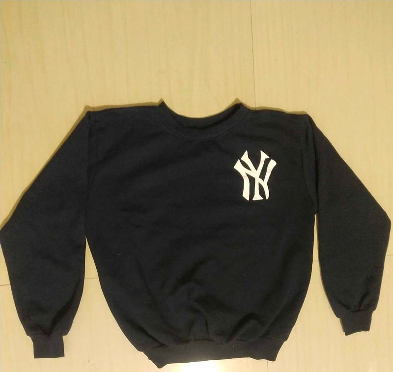 NY Yankees Black Sweatshirt