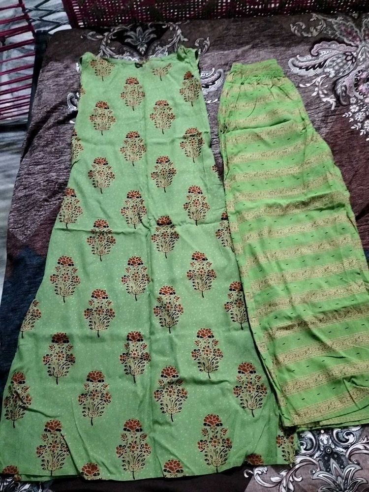 Green Printed Kurta Set