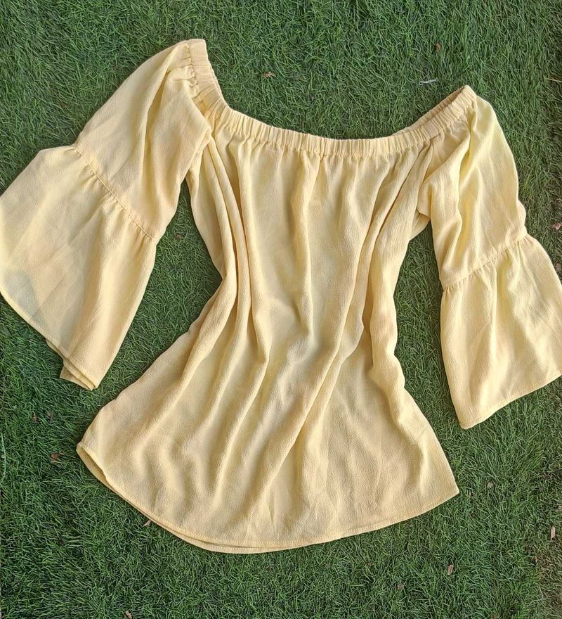 💛Light Yellow Top💛