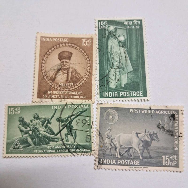 1950s Vintage 4 stamps