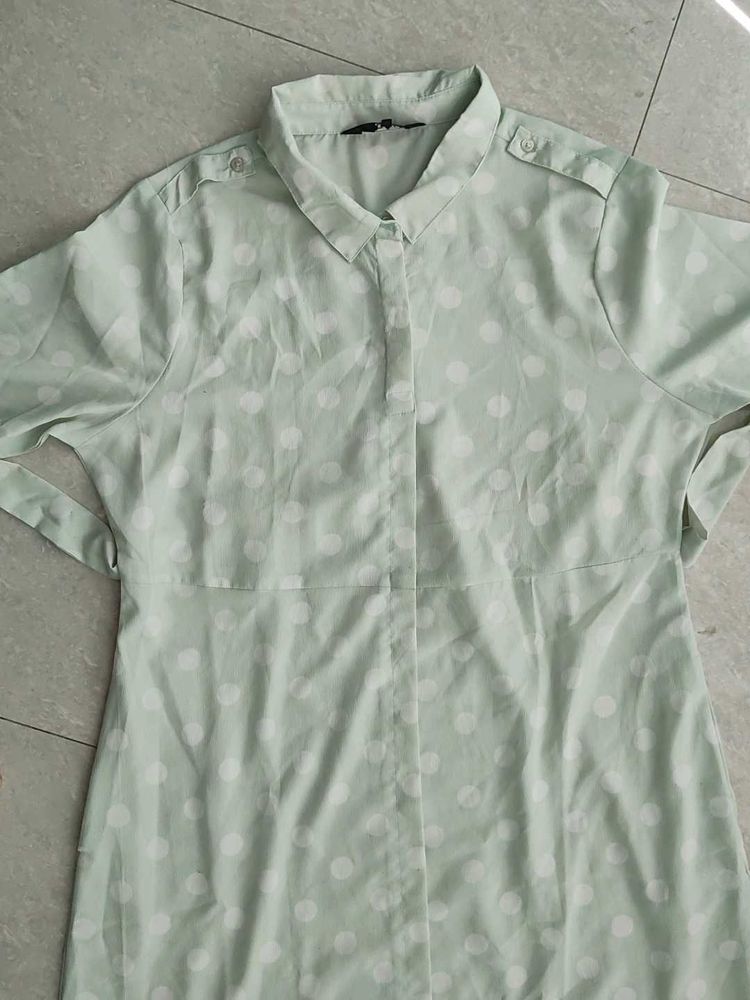 Light Green Colour With White Circles Design