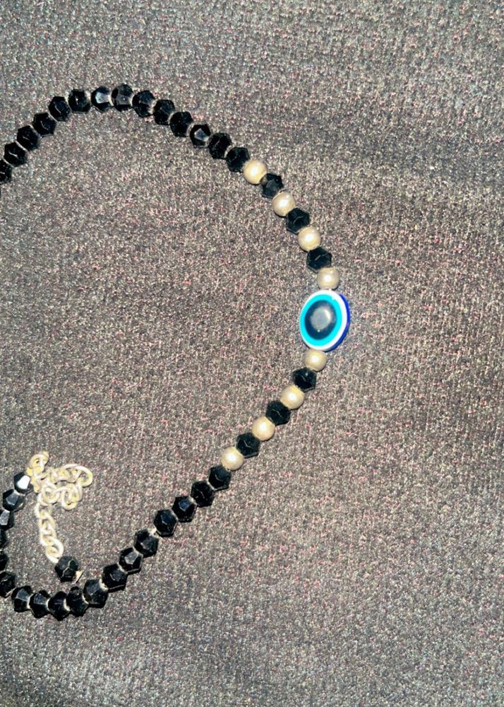 Evil eyes anklet