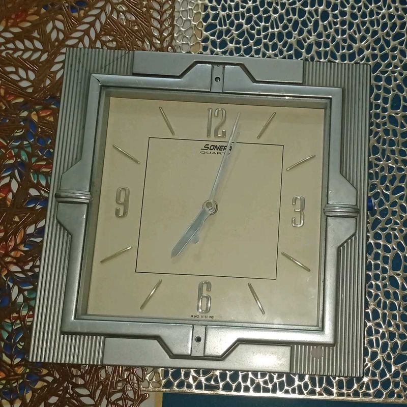 Vintage Soner Quartz Wall Clock