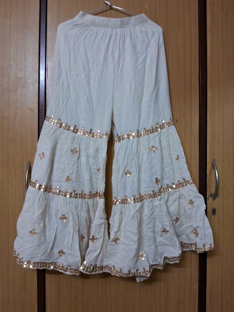 OFF-WHITE SHARARA