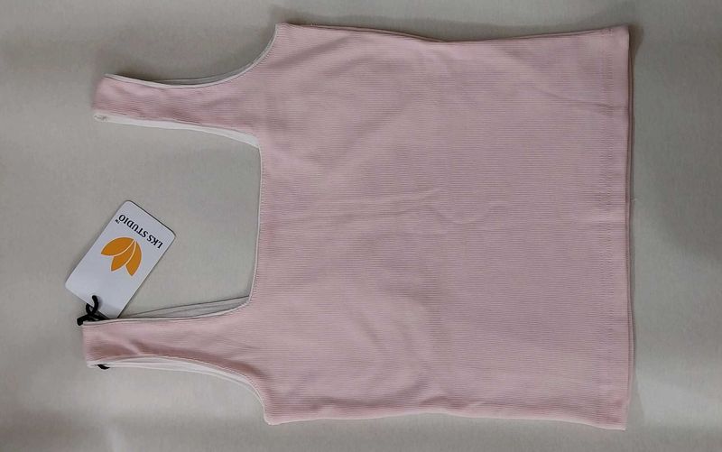 BRAND NEW TAGGED Croptop