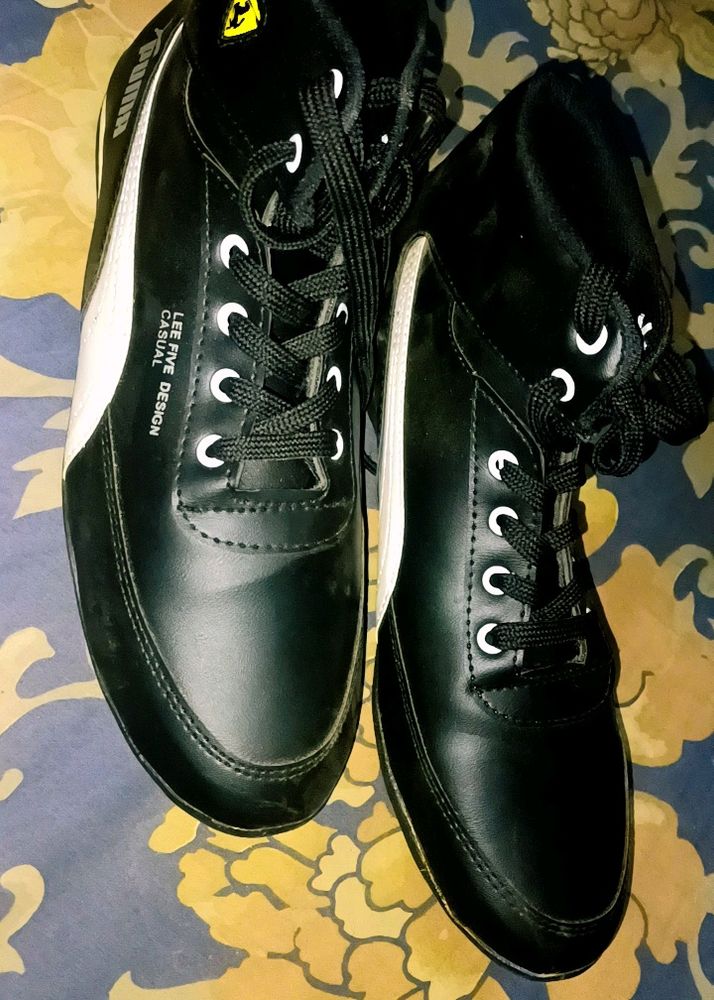 Puma Mid Top Sneaker For Men