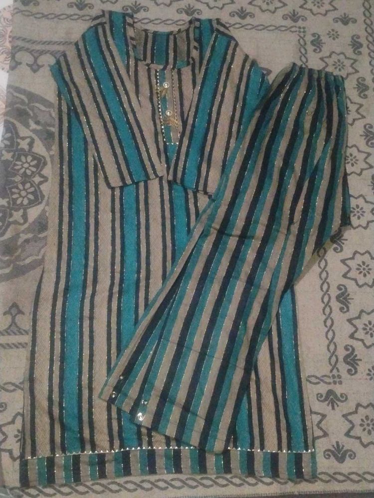 pakistani striped 2 pic kurta Set